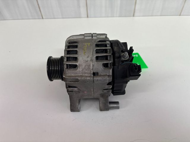 bontott FORD FOCUS III Generátor