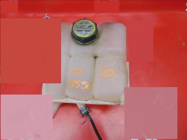 bontott FORD FOCUS III Kiegyenlítő Tartály