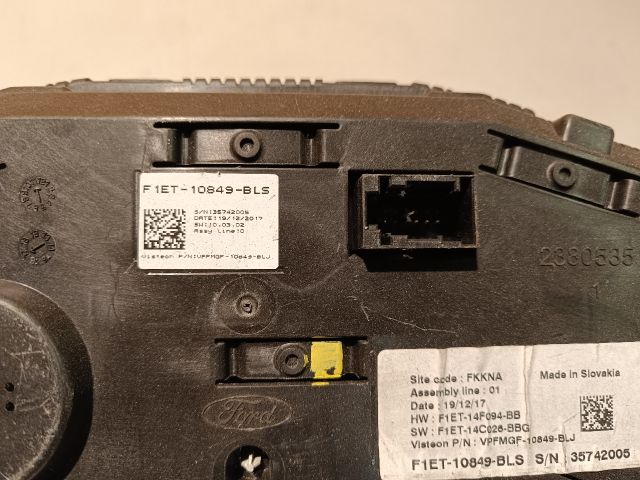 bontott FORD FOCUS III Kilométeróra