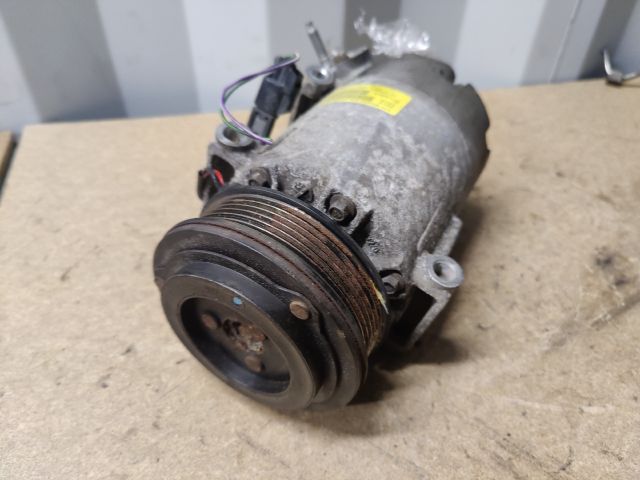 bontott FORD FOCUS III Klímakompresszor