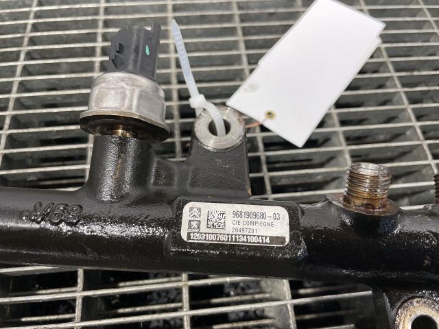 bontott FORD FOCUS III Közösnyomócső