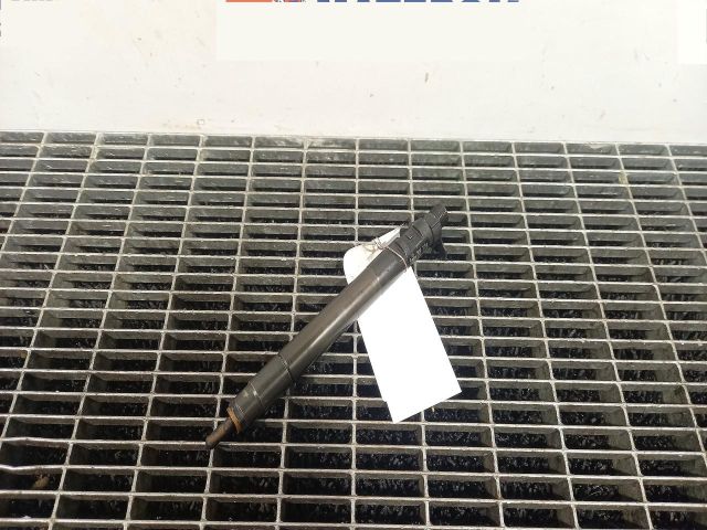 bontott FORD FOCUS III Porlasztó (1 db)