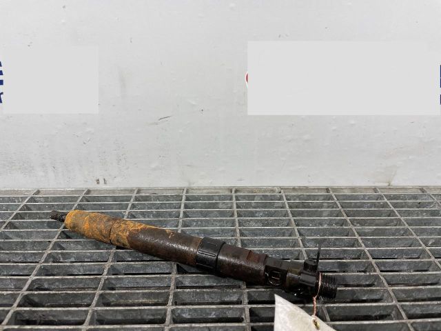 bontott FORD FOCUS III Porlasztó (1 db)