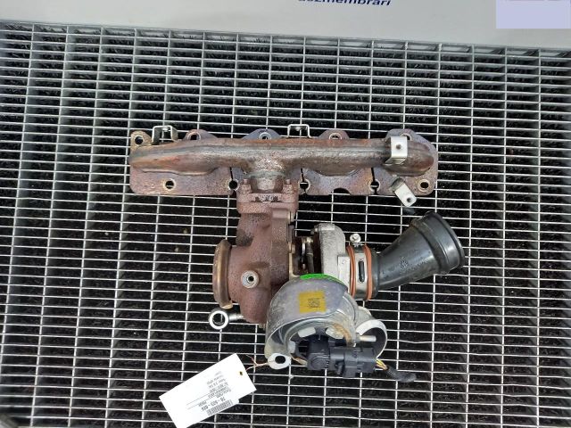 bontott FORD FOCUS III Turbó