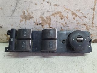 bontott FORD FOCUS III Ablakemelő és Tükör Kapcsoló