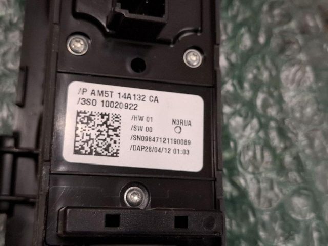 bontott FORD FOCUS III Ablakemelő Kapcsoló Négyes / Kettes