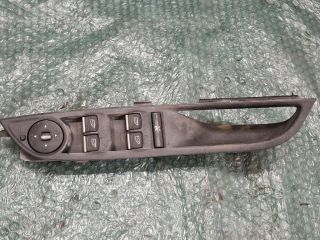 bontott FORD FOCUS III Ablakemelő Kapcsoló Négyes / Kettes