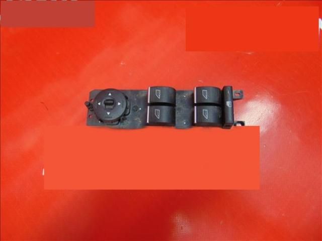 bontott FORD FOCUS III Ablakemelő Kapcsoló Négyes / Kettes