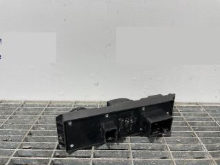 bontott FORD FOCUS III Ablakemelő Kapcsoló Négyes / Kettes