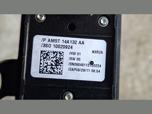 bontott FORD FOCUS III Ablakemelő Kapcsoló Négyes / Kettes