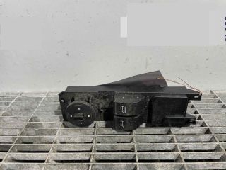 bontott FORD FOCUS III Ablakemelő Kapcsoló Négyes / Kettes