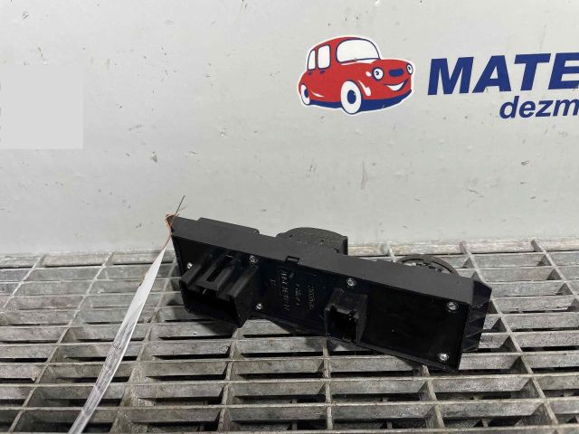 bontott FORD FOCUS III Ablakemelő Kapcsoló Négyes / Kettes