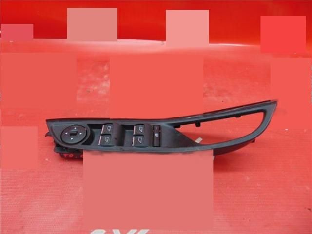 bontott FORD FOCUS III Ablakemelő Kapcsoló Négyes / Kettes