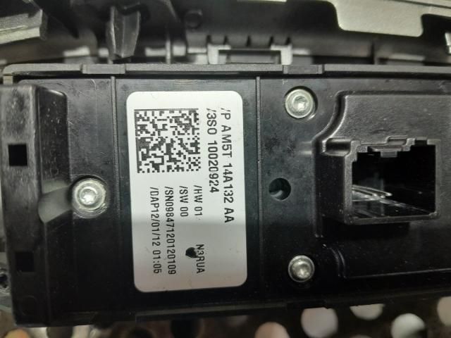 bontott FORD FOCUS III Ablakemelő Kapcsoló Négyes / Kettes