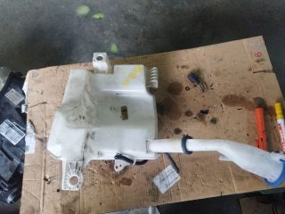 bontott FORD FOCUS III Ablakmosó Tartály