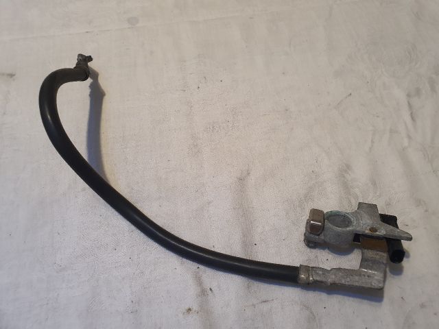 bontott FORD FOCUS III Akkumulátor Saru Elektronikával