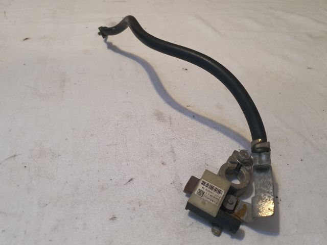 bontott FORD FOCUS III Akkumulátor Saru Elektronikával