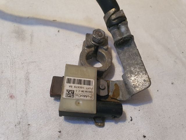 bontott FORD FOCUS III Akkumulátor Saru Elektronikával