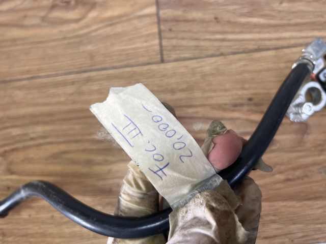 bontott FORD FOCUS III Akkumulátor Saru