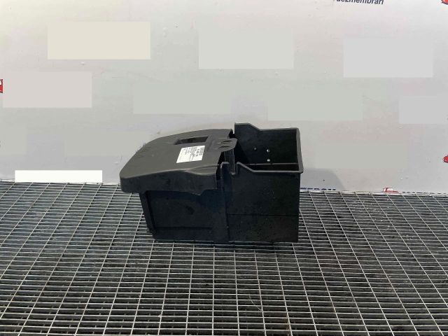 bontott FORD FOCUS III Akkumulátor Tartó