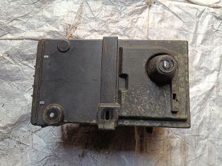 bontott FORD FOCUS III Akkumulátor Tartó