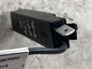 bontott FORD FOCUS III Antenna Erősítő