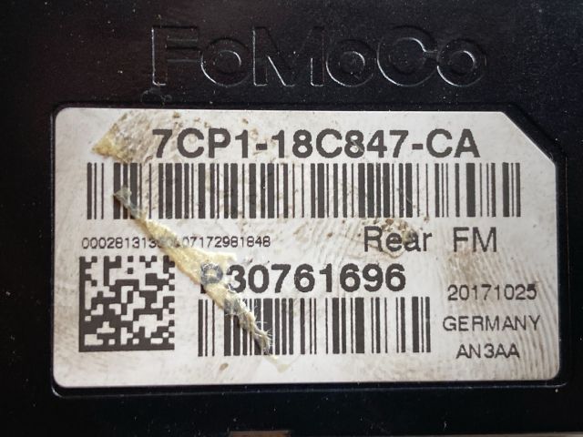 bontott FORD FOCUS III Antenna Erősítő