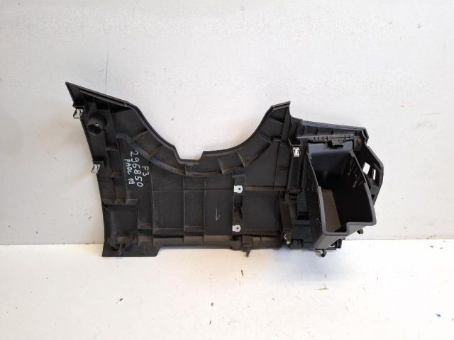 bontott FORD FOCUS III Bal Alsó Műszerfal Burkolat