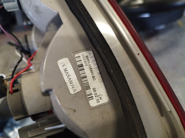 bontott FORD FOCUS III Bal Belső Hátsó Lámpa