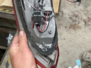 bontott FORD FOCUS III Bal Belső Hátsó Lámpa