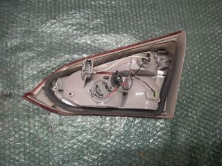 bontott FORD FOCUS III Bal Belső Hátsó Lámpa