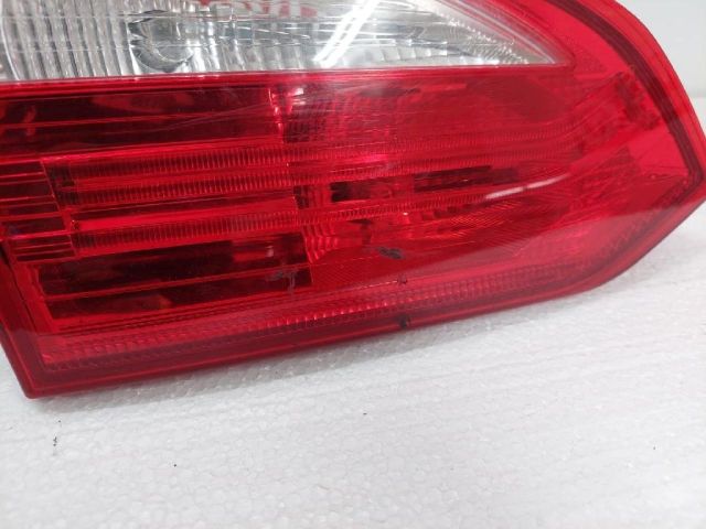 bontott FORD FOCUS III Bal Belső Hátsó Lámpa