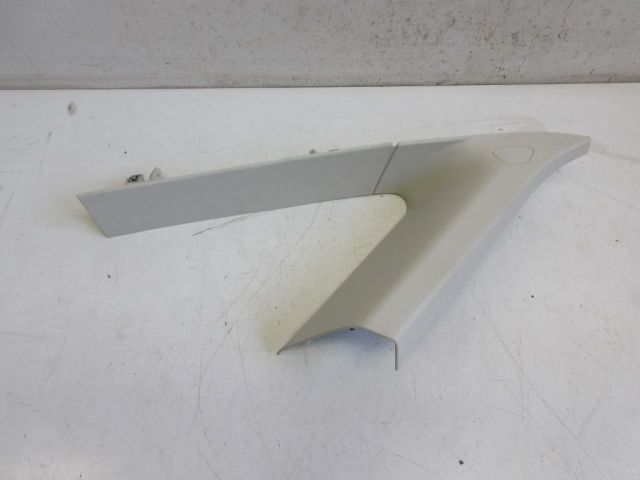 bontott FORD FOCUS III Bal C Oszlop Burkolat