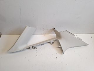 bontott FORD FOCUS III Bal C Oszlop Burkolat