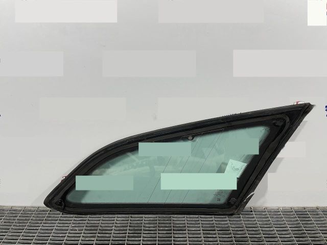 bontott FORD FOCUS III Bal C Oszlop