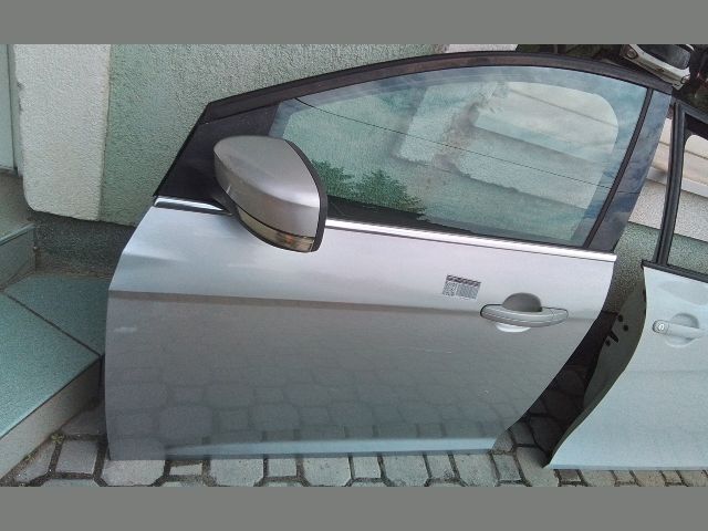 bontott FORD FOCUS III Bal első Ablak