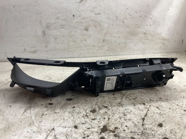 bontott FORD FOCUS III Bal első Ablakemelő Kapcsoló