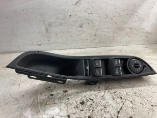 bontott FORD FOCUS III Bal első Ablakemelő Kapcsoló