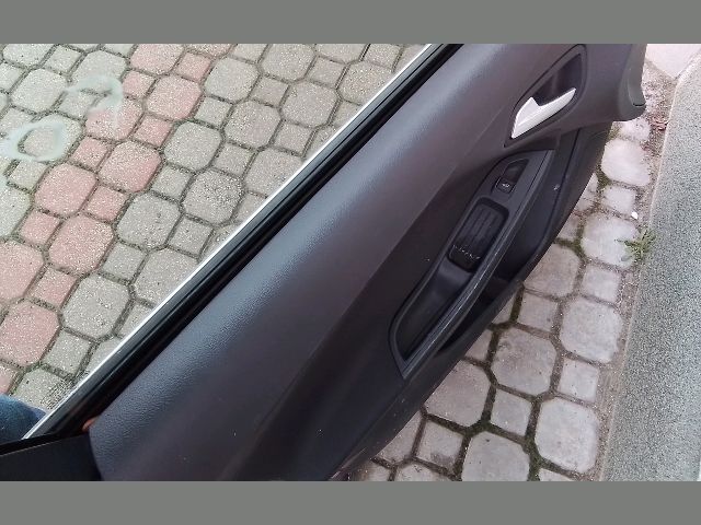 bontott FORD FOCUS III Bal első Ablakemelő Kapcsoló