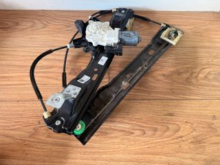 bontott FORD FOCUS III Bal első Ablakemelő Motor