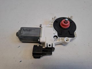 bontott FORD FOCUS III Bal első Ablakemelő Motor