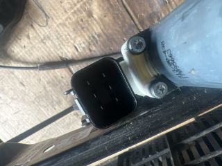 bontott FORD FOCUS III Bal első Ablakemelő Szerkezet (Elektromos)