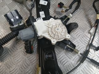 bontott FORD FOCUS III Bal első Ablakemelő Szerkezet (Elektromos)