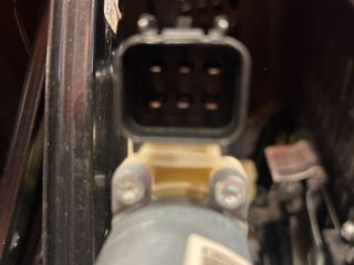 bontott FORD FOCUS III Bal első Ablakemelő Szerkezet (Elektromos)