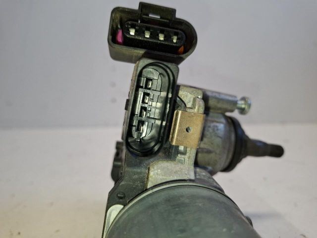 bontott FORD FOCUS III Bal első Ablaktörlő Motor