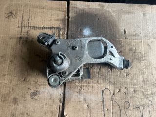 bontott FORD FOCUS III Bal első Ablaktörlő Motor