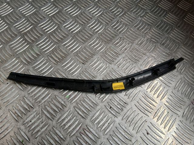 bontott FORD FOCUS III Bal első Ajtó Kárpit Díszléc