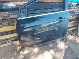 bontott FORD FOCUS III Bal első Ajtó (Részeivel)