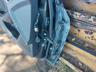 bontott FORD FOCUS III Bal első Ajtó (Részeivel)