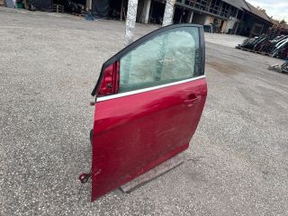 bontott FORD FOCUS III Bal első Ajtó (Részeivel)